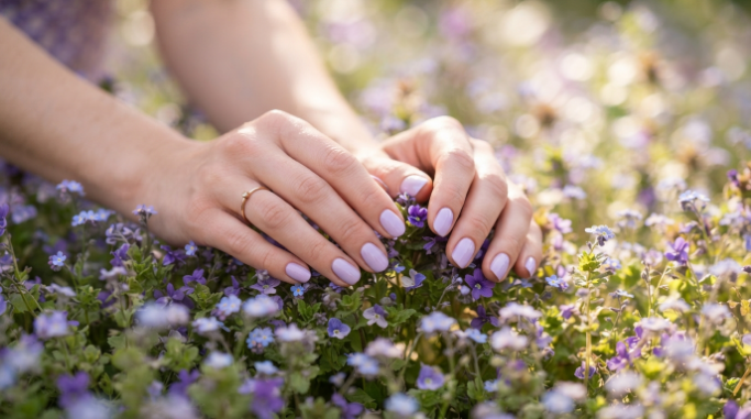 Spring Nail Colours: Fresh Shades and Beautiful Ideas for the New Season